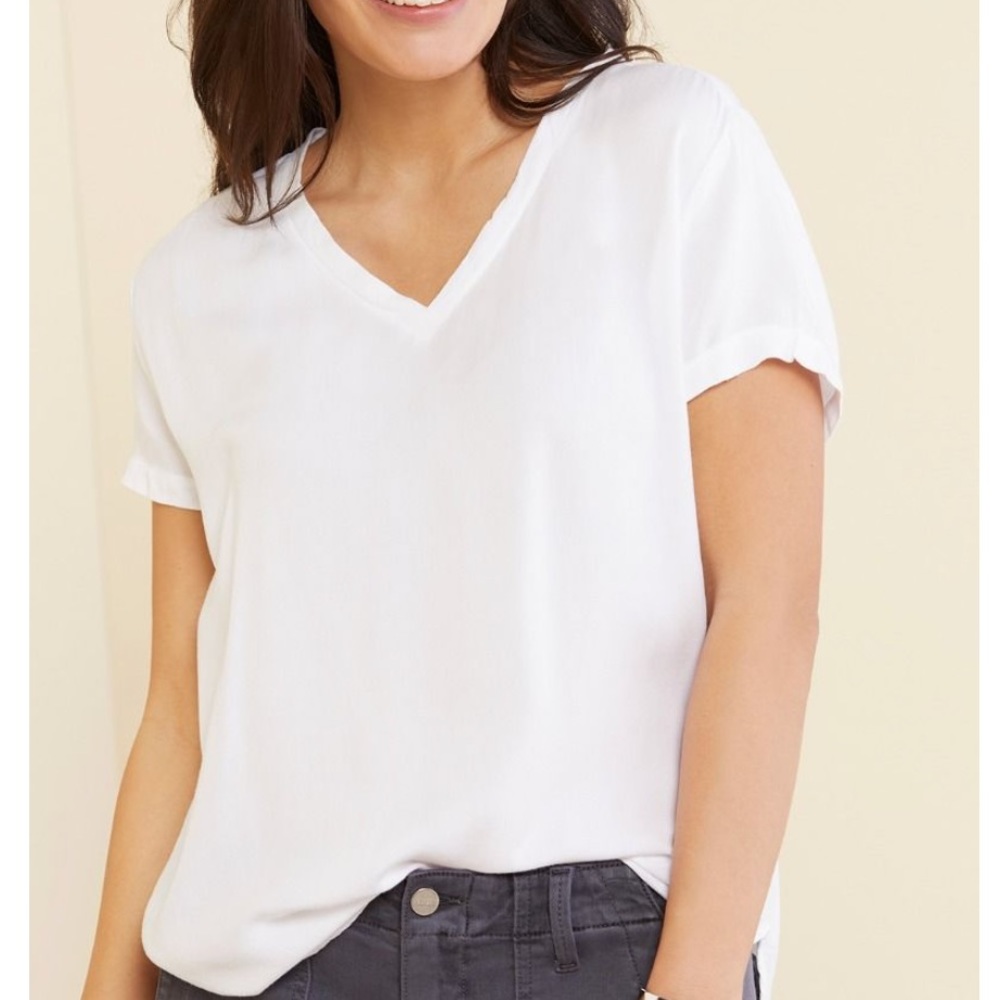 Cloth and Stone V-neck